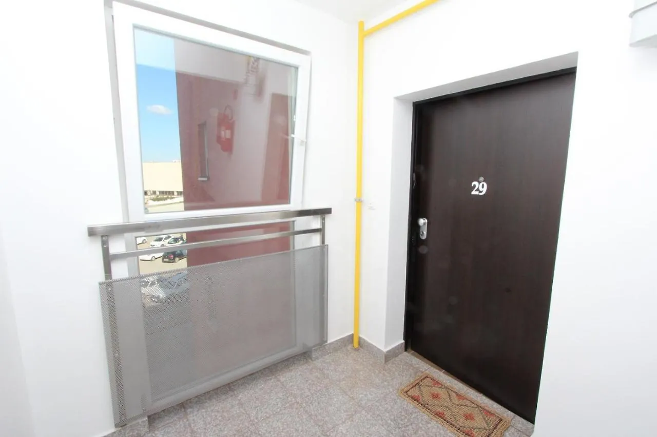 Apartment Mladen Pula